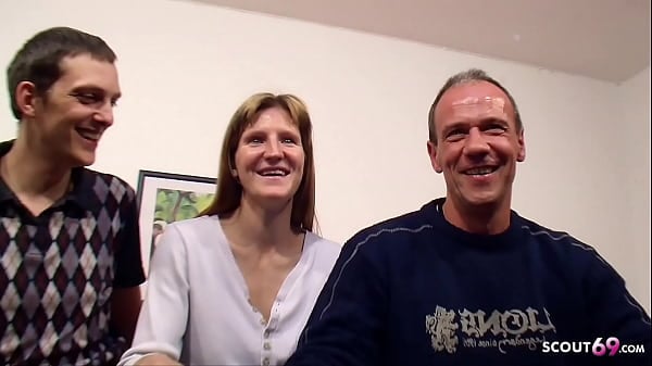 Deutscher Dreier – Ehepaar Fickt Mit Wildem Fremden