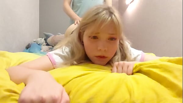 Distracting Babe Gets Fucked Hard While Gaming