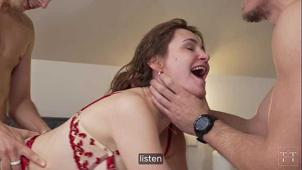 Third Wheel Joins In And Nobody Complains