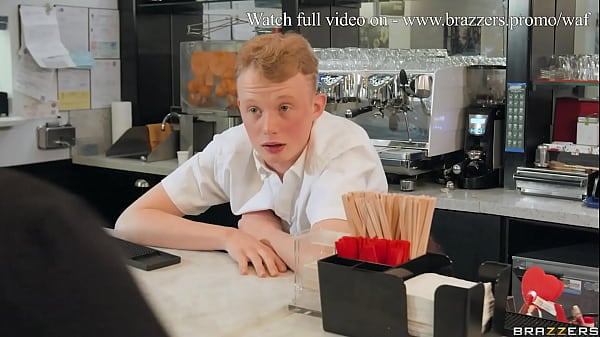 Stepmom Wants Her Breakfast Glazed - Syren De Mer / Brazzers / Stream Full From Www.brazzers.promo/waf